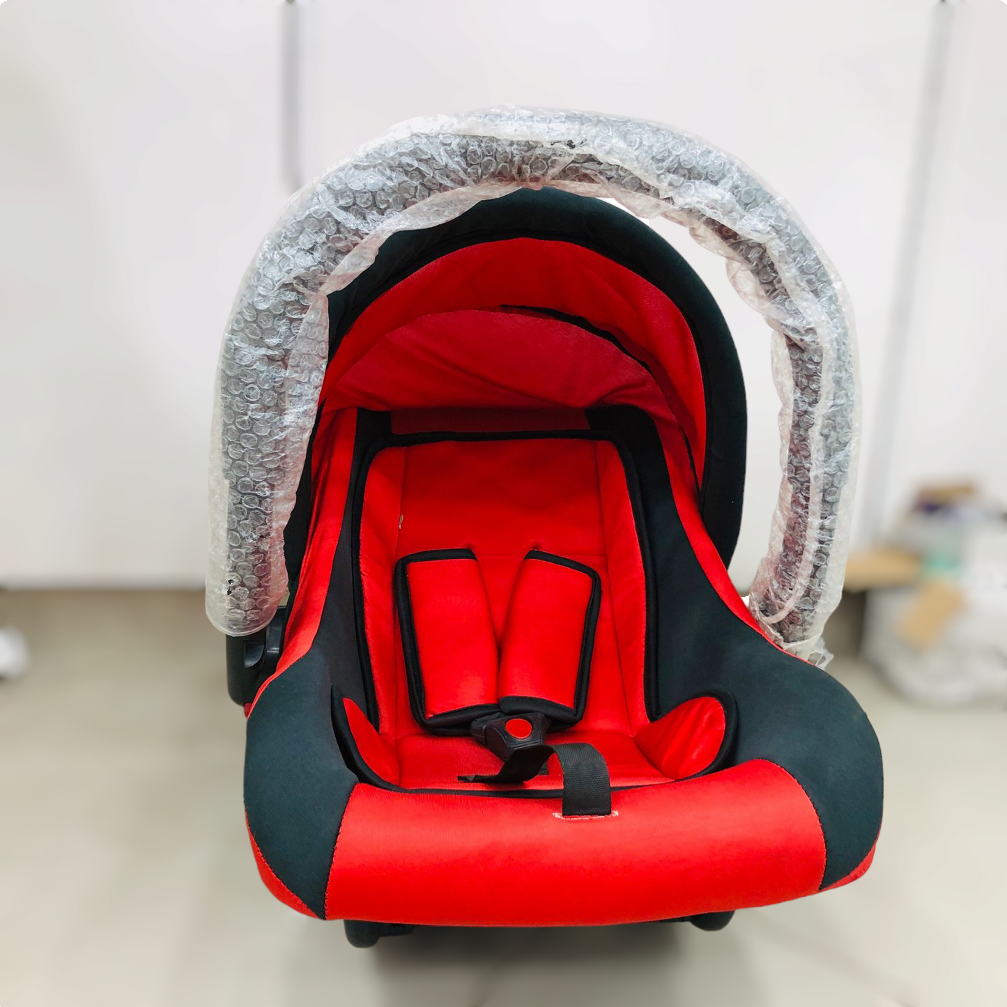 Premium Baby Carrycot | 2-in-1 Infant Car Seat & Rocker | Lightweight & Comfortable