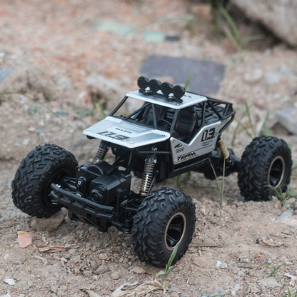 RC Rock Crawler 4WD – 1/18 Alloy Off-Road Remote Control Car with Dual Batteries