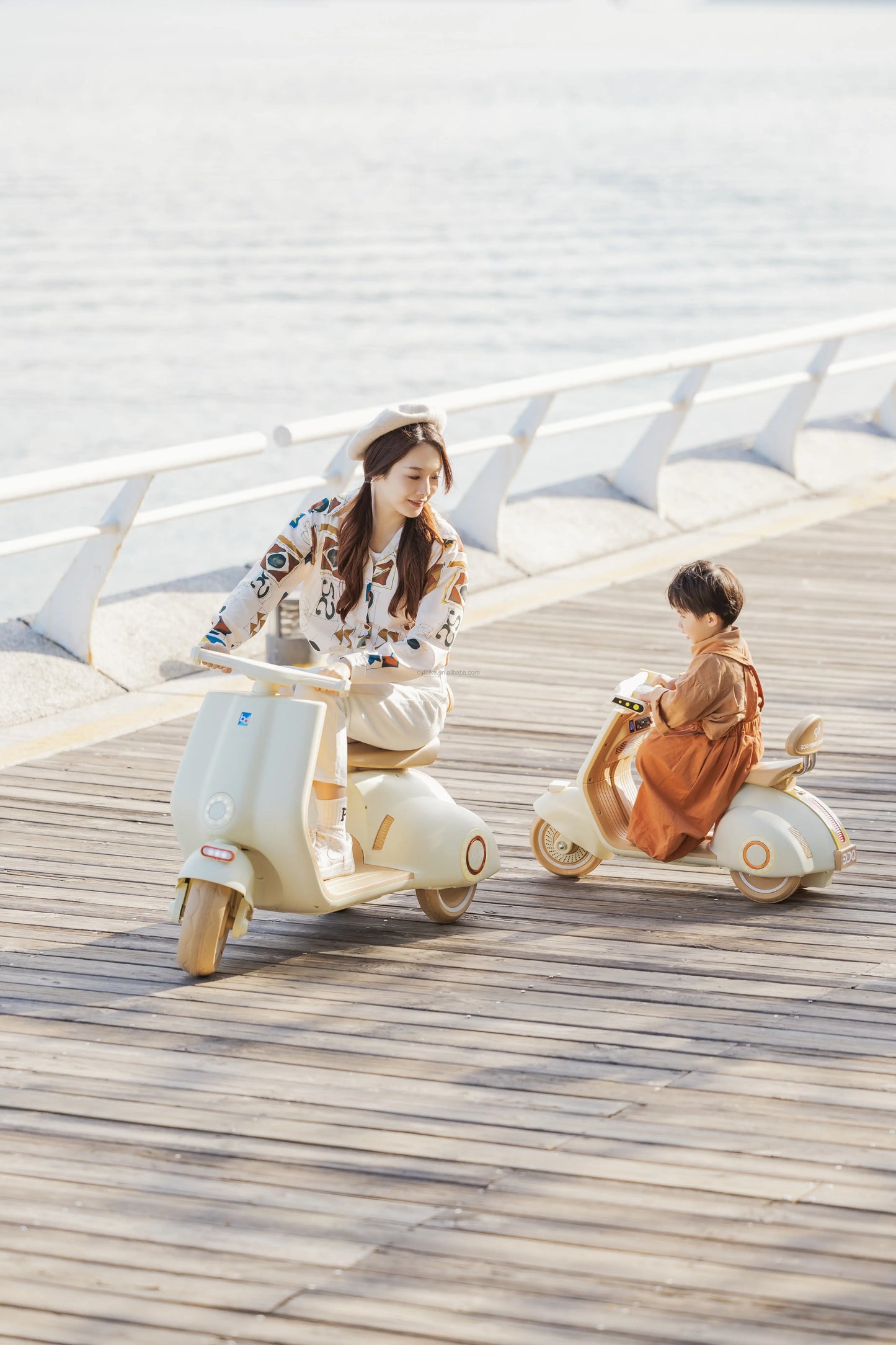 12V Vespa Style Electric Ride-On Scooter – Available in Kids & Adult Sizes